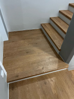  Schody z vinylu Bukoma dub kralovsky